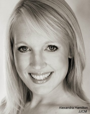 Alexandra Hamilton 378451