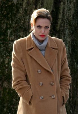 Angelina Jolie 152370