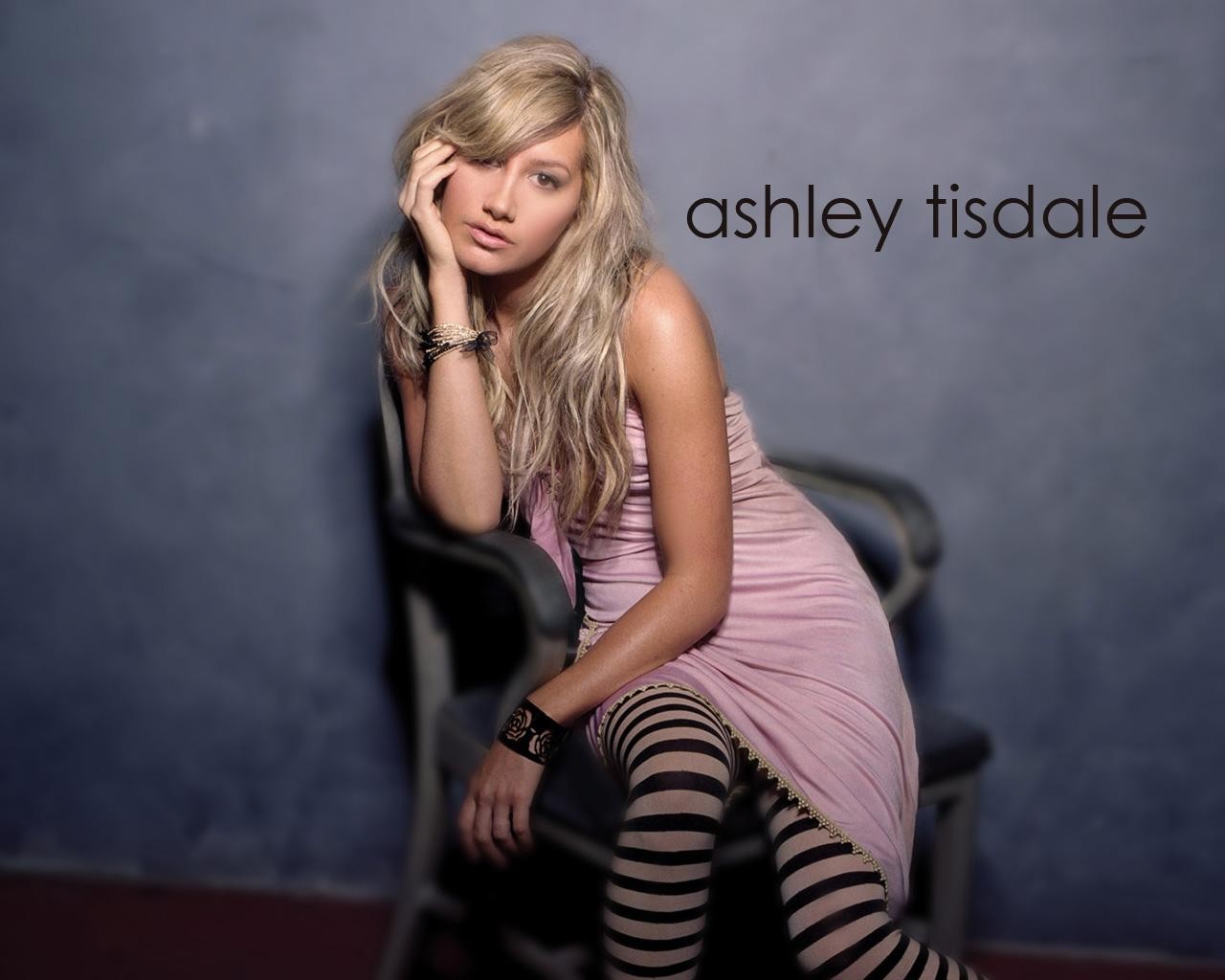 Ashley Tisdale 385827