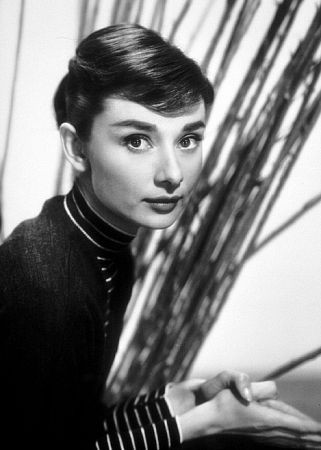 Audrey Hepburn 75688