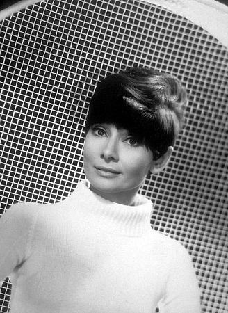 Audrey Hepburn 75819