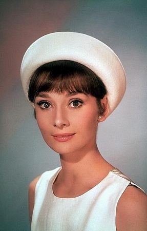 Audrey Hepburn 75821