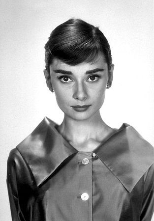 Audrey Hepburn 76026