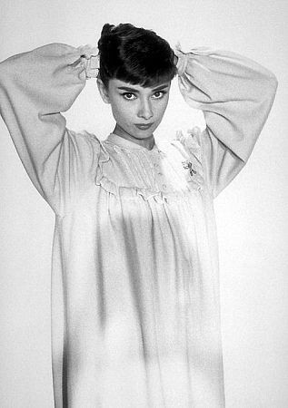 Audrey Hepburn 76030