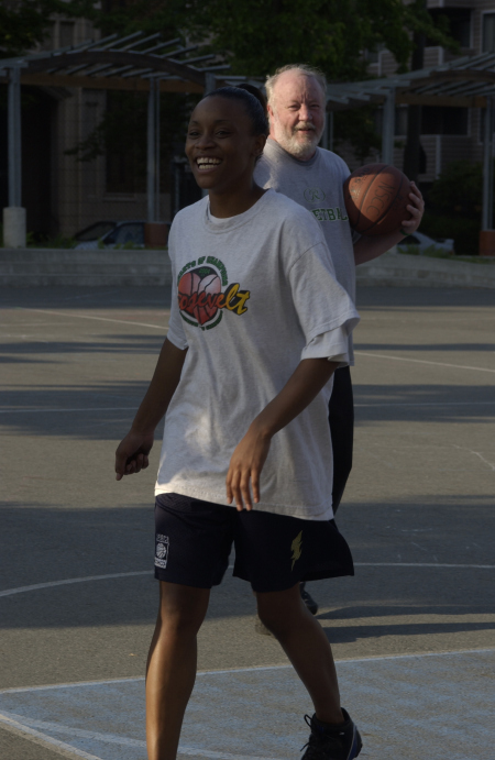 Darnellia Russell 31373