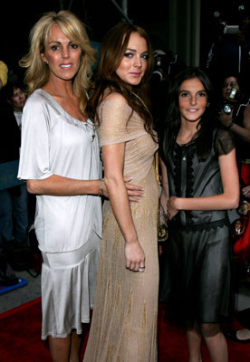 Dina Lohan 231611