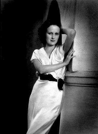 Dorothy Jordan 297638