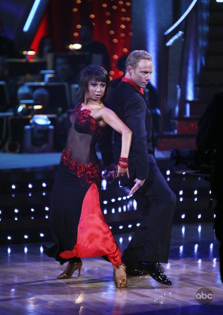 "Dancing with the Stars"Round 9 Results 133041