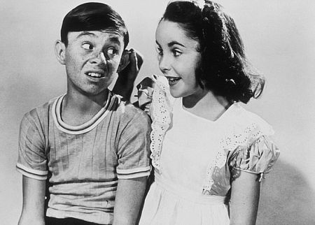 Elizabeth Taylor 82393