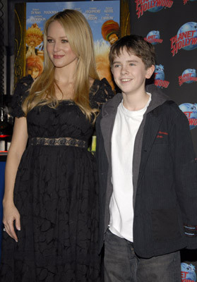 Freddie Highmore 291991