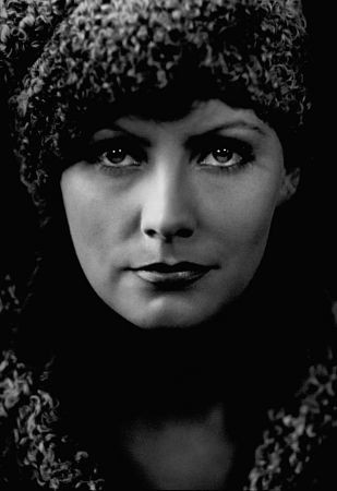 Greta Garbo 161216