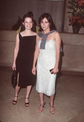 Holly Marie Combs 65245