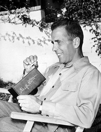 Humphrey Bogart 74967