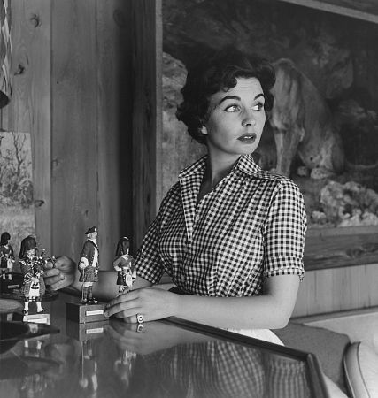 Jean Simmons 136219