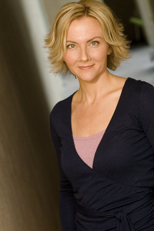 Jennifer Julian 242840