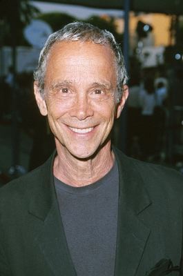 Joel Grey 56812