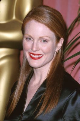 Julianne Moore 79910