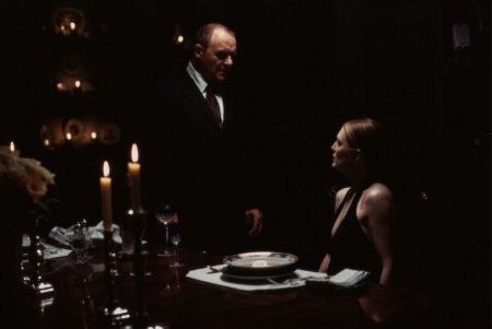 Julianne Moore 80079