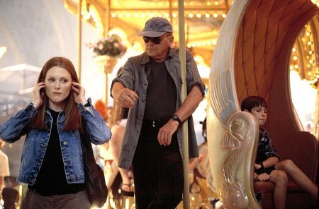 Julianne Moore 80080