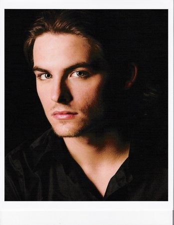 Kevin Zegers 361837