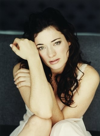 Laura Michelle Kelly 46083