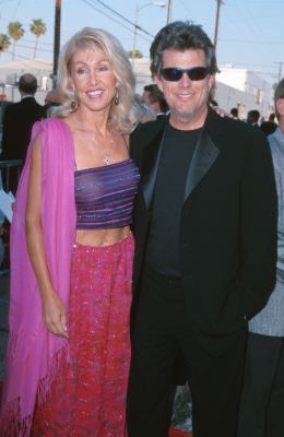 Linda Thompson 279155