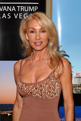 Linda Thompson 279171