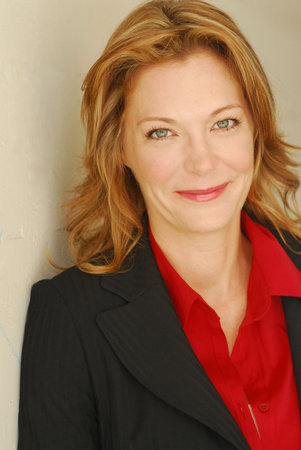 Lorraine Pope 71676