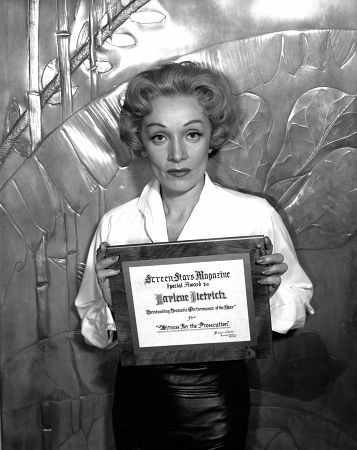 Marlene Dietrich 2597