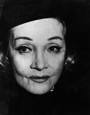 Marlene Dietrich 2682