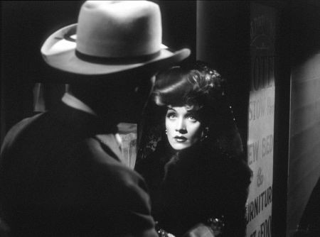 Marlene Dietrich 2688