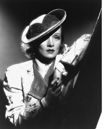Marlene Dietrich 2708