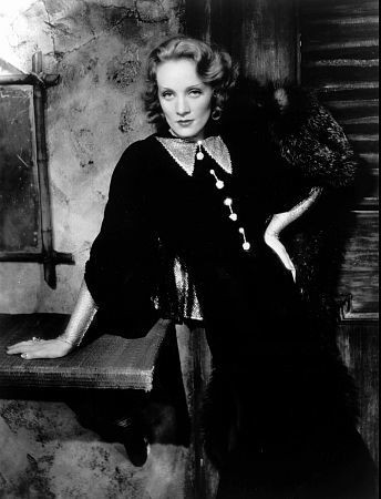 Marlene Dietrich 2777