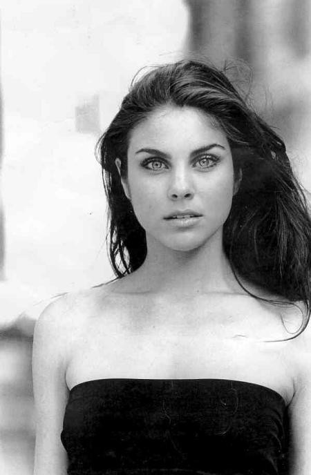 Nadia Bjorlin 130146