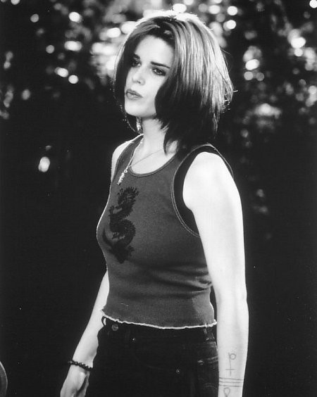 Neve Campbell 89111