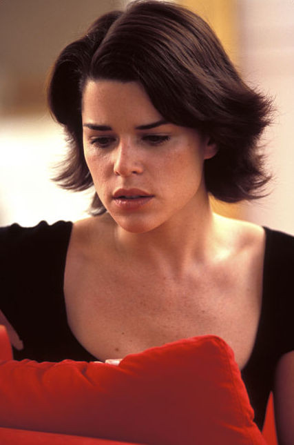 Neve Campbell 89121