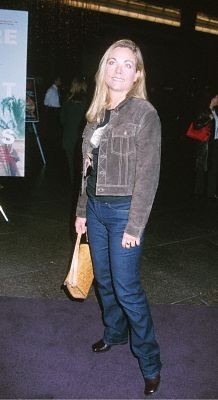 Theresa Russell 138009