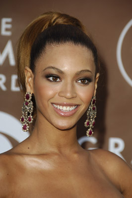 The 48th Annual Grammy Awards 122270