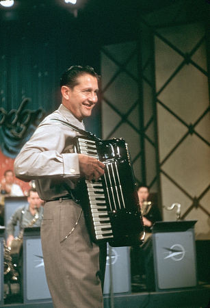 "The Lawrence Welk Show" 16540