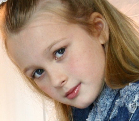 Ava Belew 281099