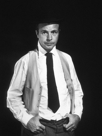 Dick Powell 330929