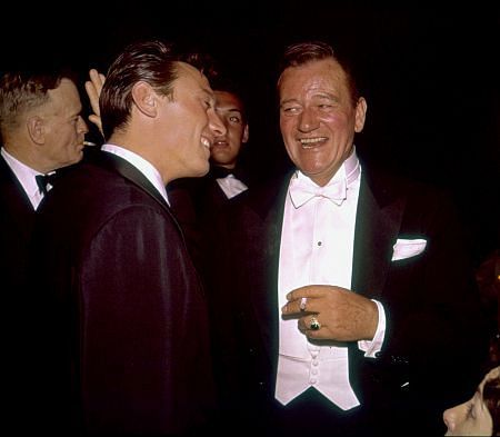 John Wayne 3831