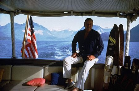 John Wayne 3875
