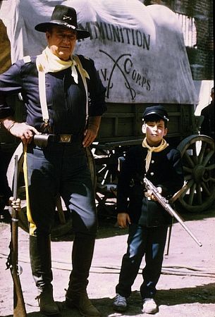 John Wayne 3879