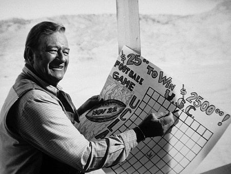 John Wayne 3891