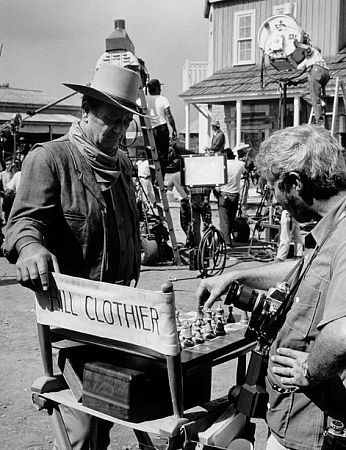 John Wayne 3895