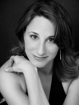 Mónica Huarte 63165