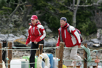 "The Amazing Race" 64113